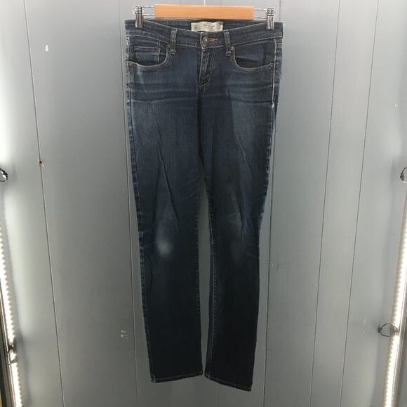 Abercrombie & Fitch the A&F Skinny denim jean size 2R - Picture 1 of 3